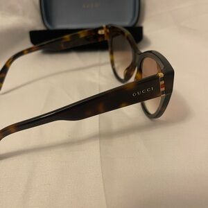 Gucci Brown Tortoiseshell Sunglasses
